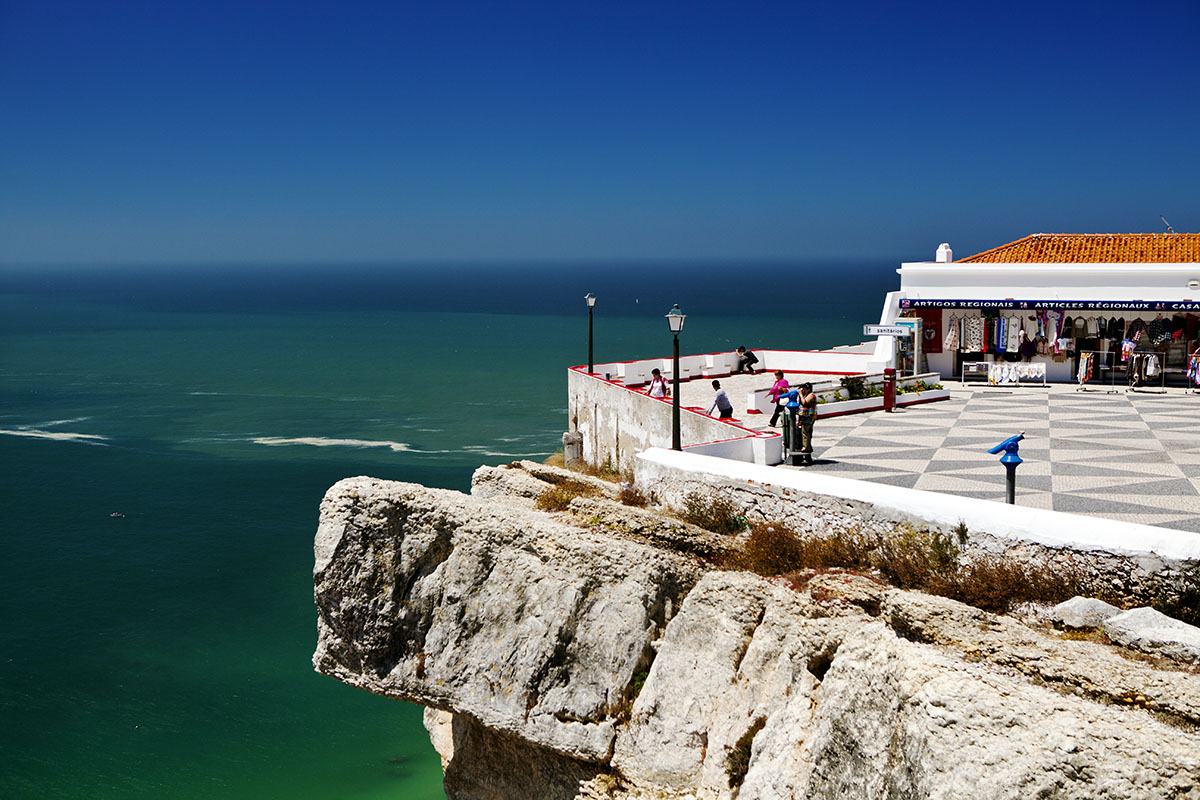 Tuk Tuk Fun Tours - Nazaré Private Tour by Car or Van